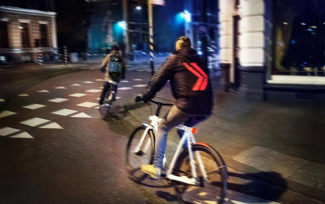 SmartJacket: de oplossing tegen appen op de fiets? Smartjacket: de oplossing tegen appen op de fiets?
